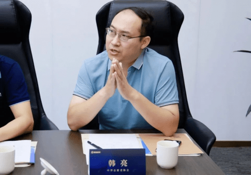 施强集团党委书记,董事长虞陆平作总结讲话.