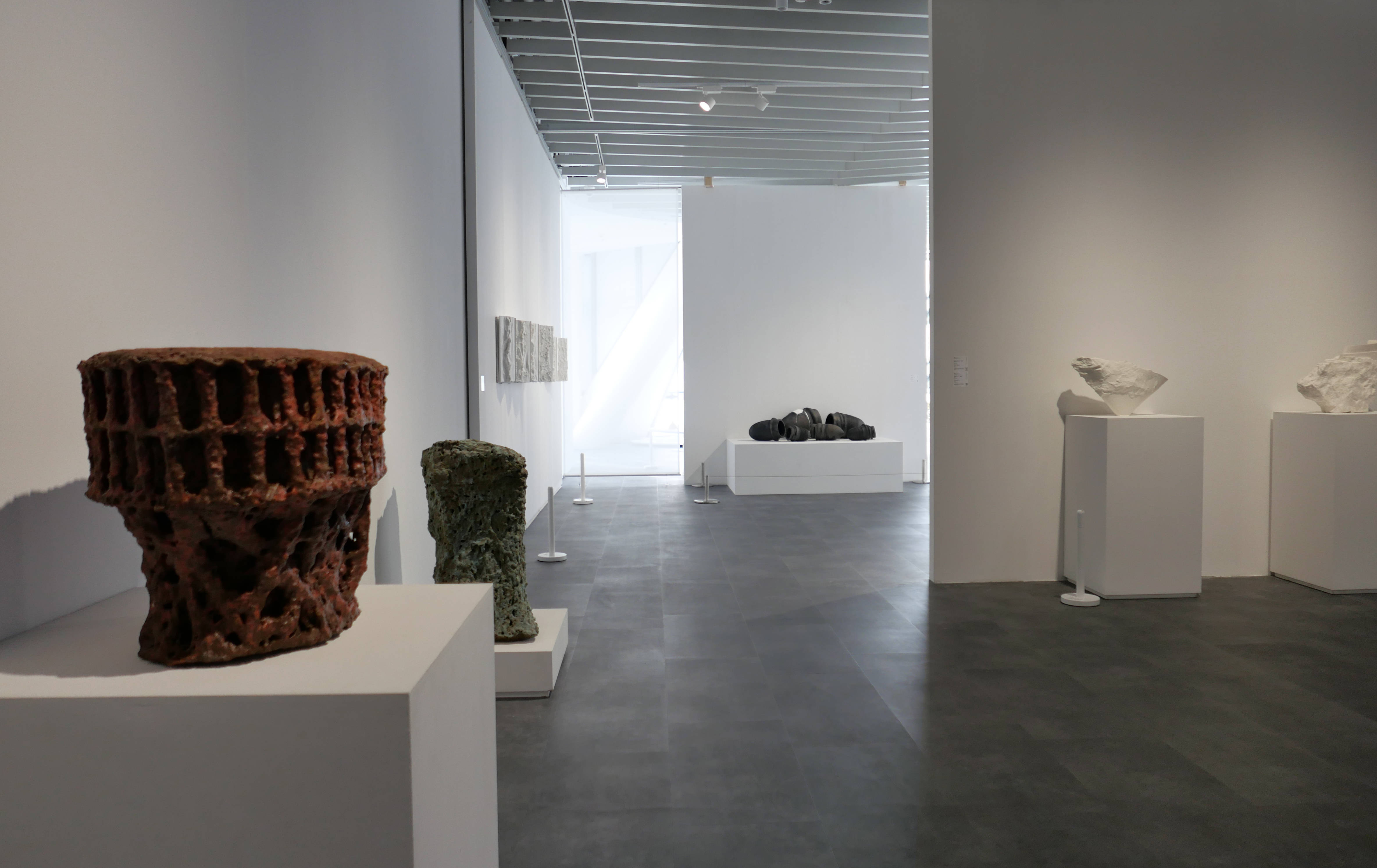 与永恒——中国当代陶艺邀请展"于青岛云上海天启幕_陶瓷_展览_艺术