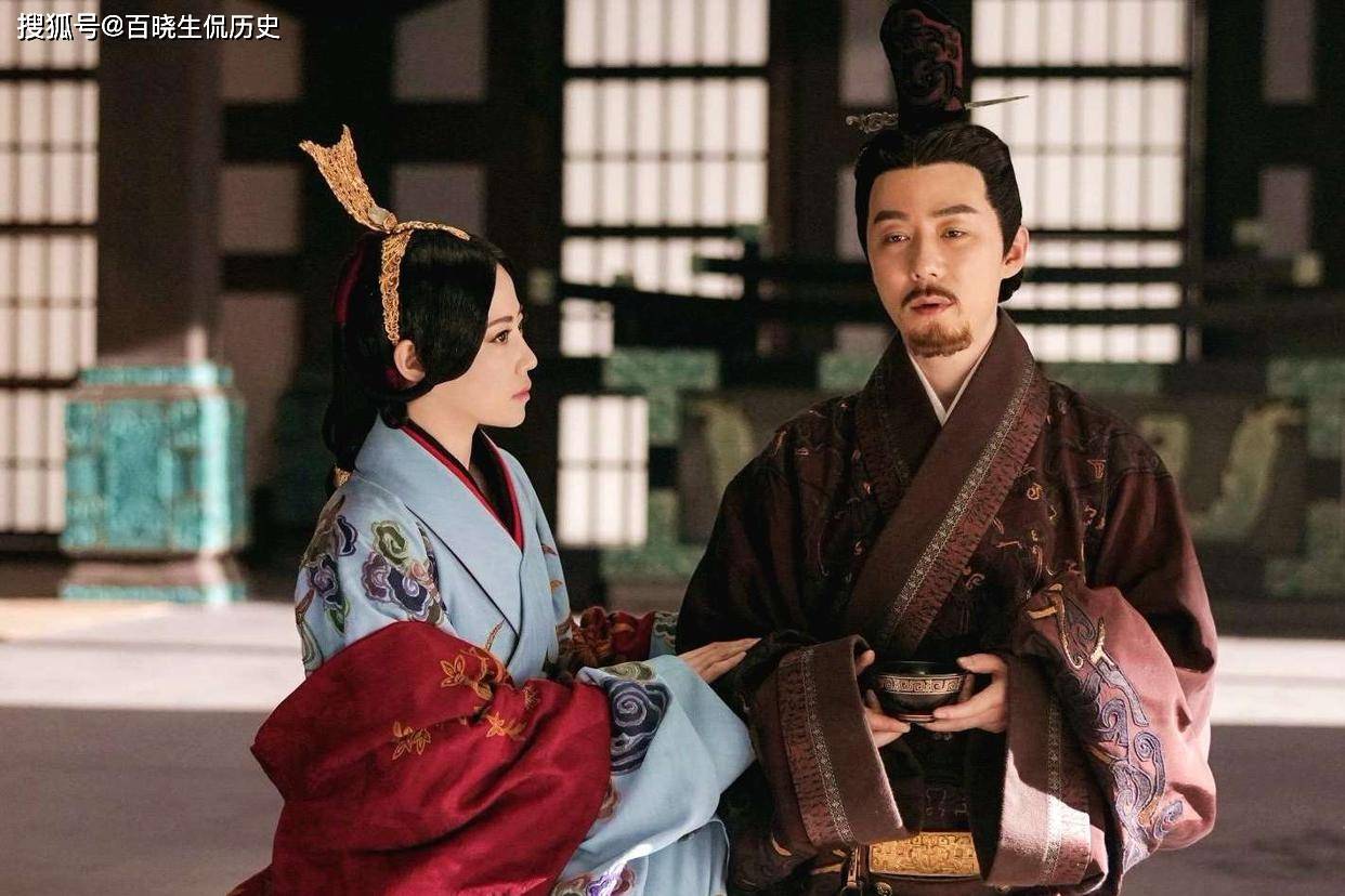 苦熬14年在位3天就驾崩,儿子在位仅3年,孙子是公认的千古一帝_嬴稷