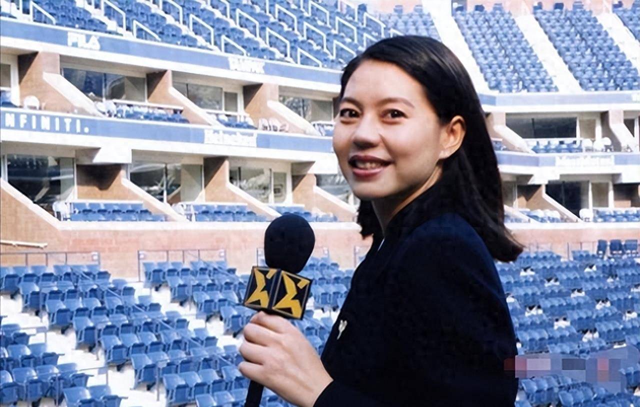 胡娜前全国网球女单冠军,比赛期间叛逃美国,晚年回国卖画捞金_中国