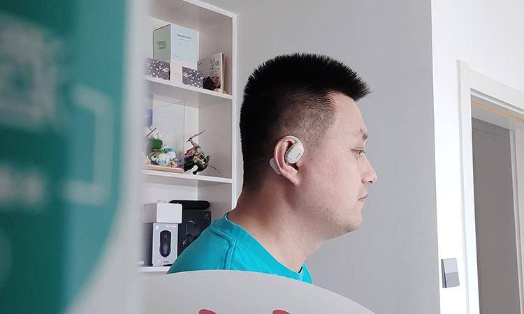 舒适的佩戴体验,从此刻开始:南卡OE CC开放式耳机