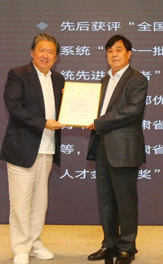 与多人发生不正当关系,并且涉嫌数十条罪名_苏孝林_田蕤本_权力