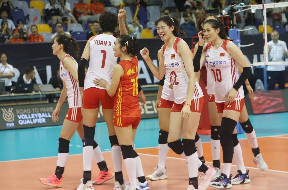 因为在历届比赛中,通常最难打的就是首场比赛了,中国女排在打响了第