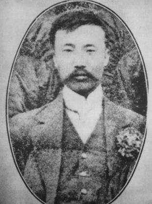 事实上,吴博斋的本名就叫吴郁文,而公安局之所以抓捕他,是因为他是