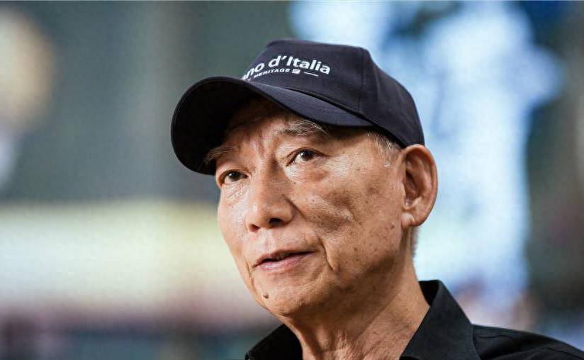 俗话说"文无第一,武无第二",要是在武术指导界选个第一,袁和平当这个