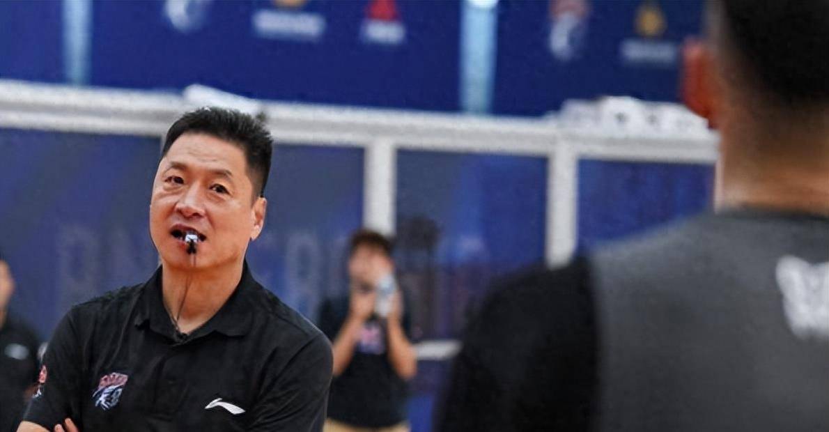 李春江正式亮相!