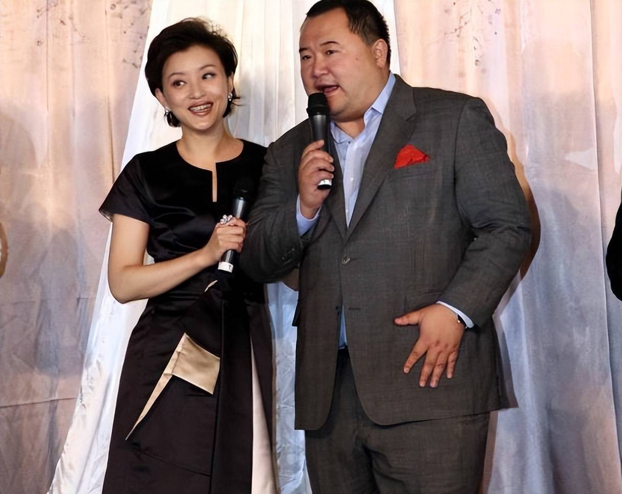 著名主持人杨澜曝婚变,自称离婚是公正决定,疑曾为真爱婚内出轨_吴征
