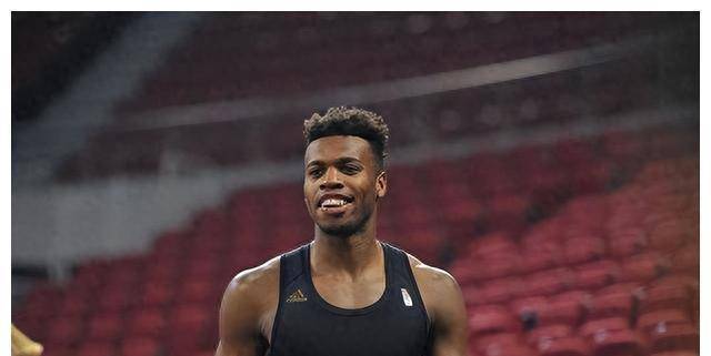 巴迪_希尔德_步行者队