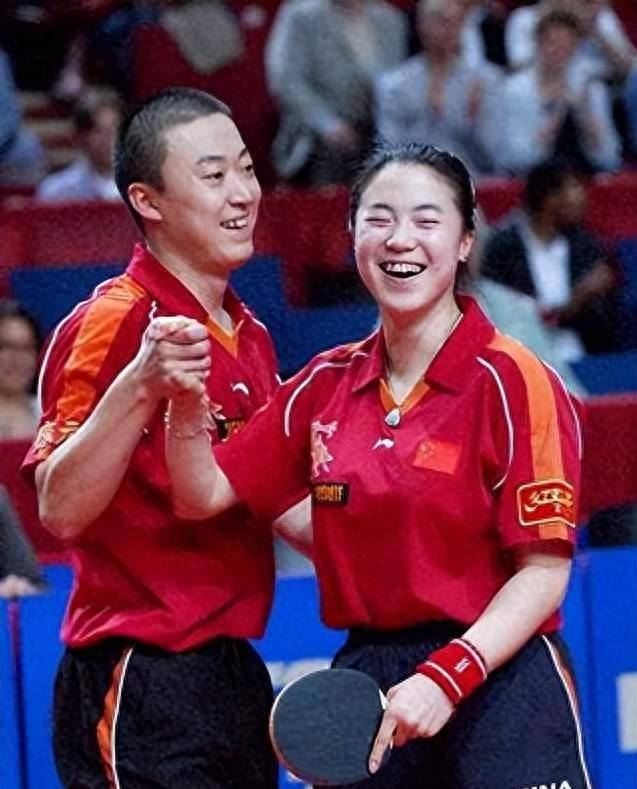 白杨搭档刘国正,在混双决赛对战马琳王楠,这其实对于我们乒乓球运动员