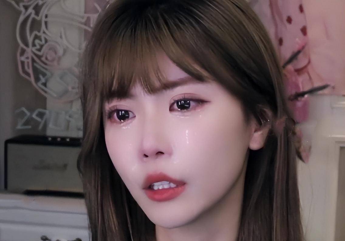 周淑怡与pg分手,90度鞠躬泪洒直播间诚恳道歉_恋情_回应_李小璐