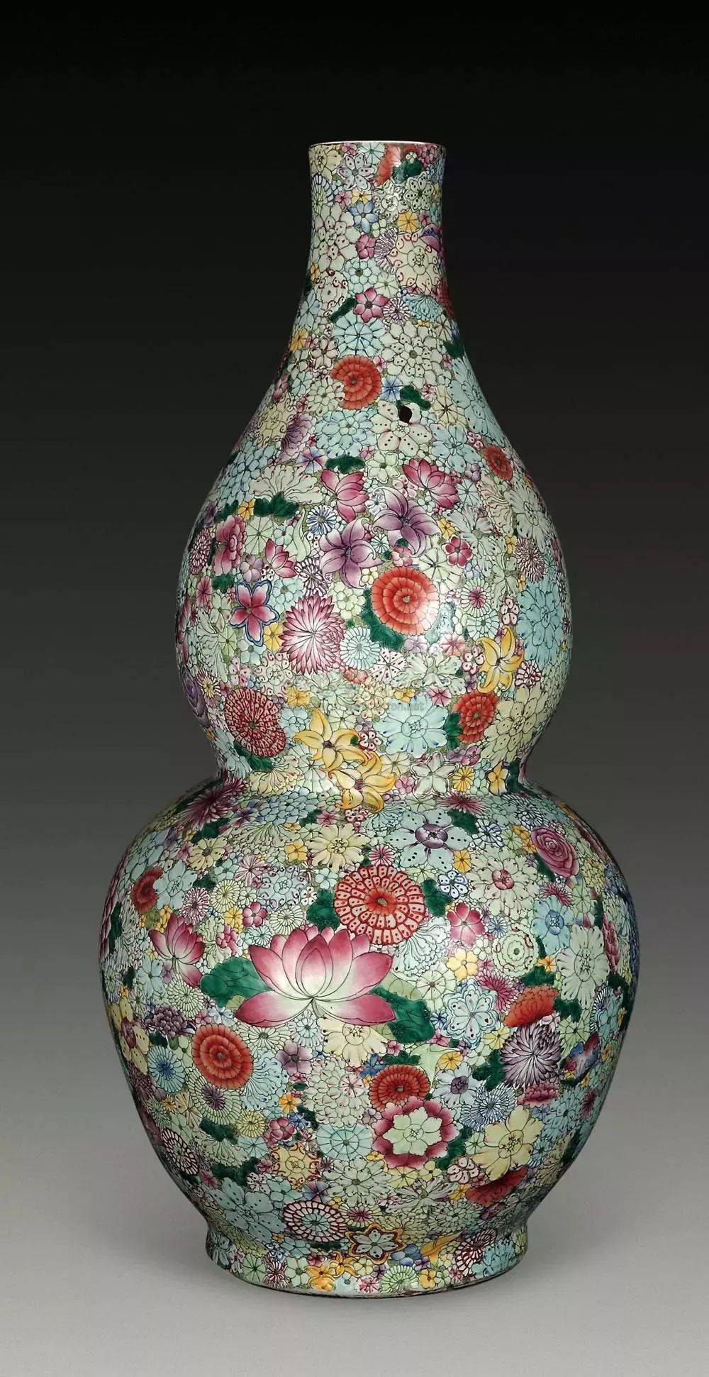 百花不落地瓷器真品图片赏析_乾隆_花朵_时期