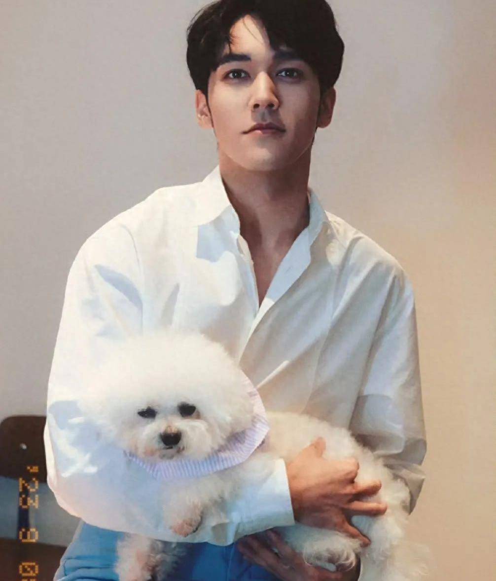 郭敬明弯男实锤?陈牧驰女友曝光?金莎男友?向佐郭美女?鹿晗?_网友