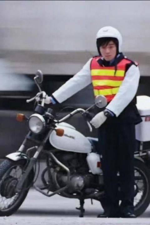 周星驰没骗我,车真的是要用脚蹬的