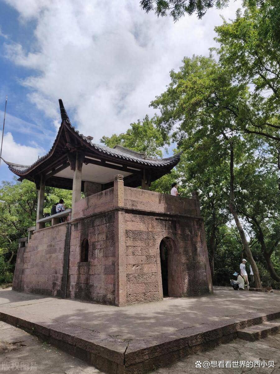 沉浸式游杭州之感受秋天的美景路线(二)_宝石山_葛岭_西湖