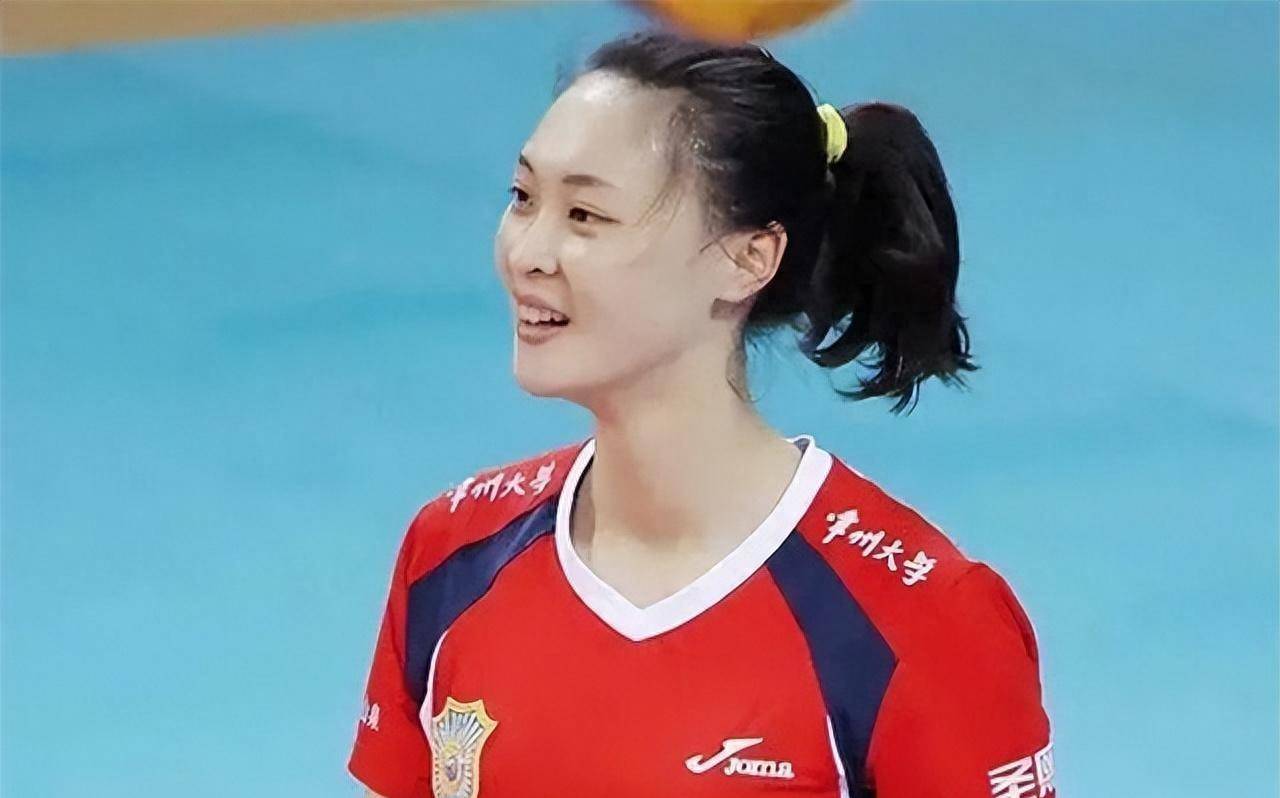 排球女神惠若琪近况:嫁"矮个"博士男子,如今尽显人妻之态_体育_生活