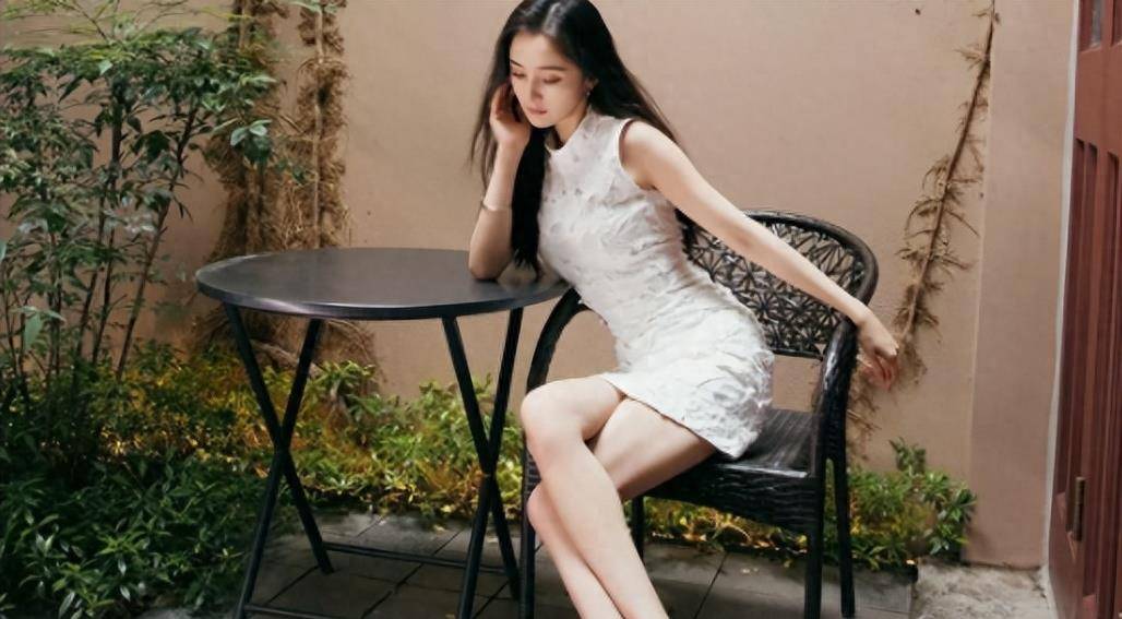 嘲笑倪萍是老女人,陈红如今婚姻生活让人羡慕_杨幂_吴君如_电影