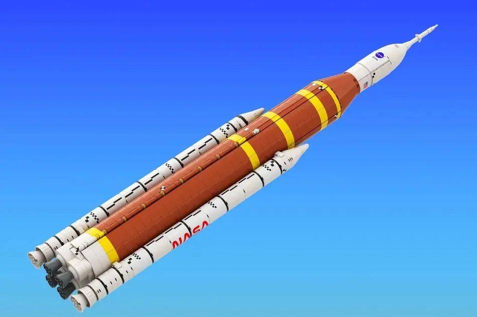 乐高ideas作品《nasa sls火箭-阿尔忒弥斯计划》获万票支持!