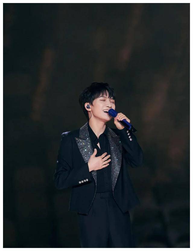 一问一答:龚俊,井柏然白敬亭,周深,应采儿,皮皮龙_网友_什么_微博