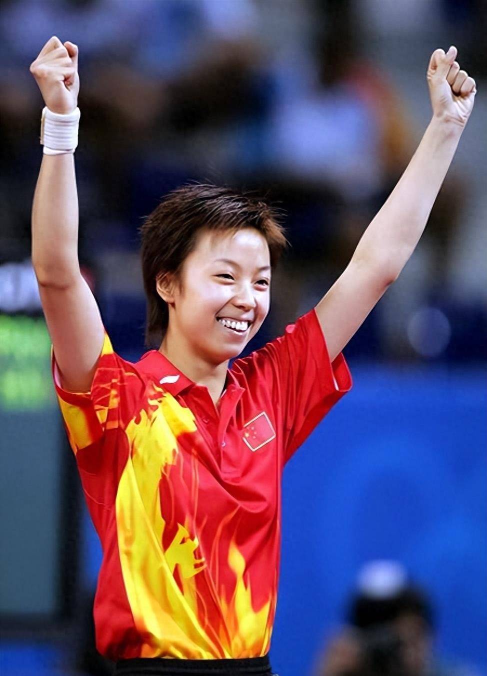 为嫁大20岁富豪拒绝为国出战,扭头与丈夫分居,张怡宁的争议情史_徐威