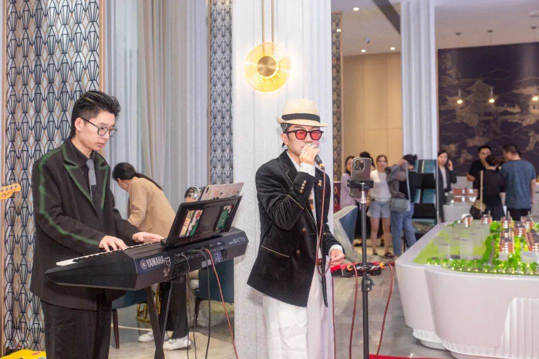 (售楼部)南通御玺滨江售楼处电话丨(售楼中心)24小时电话!