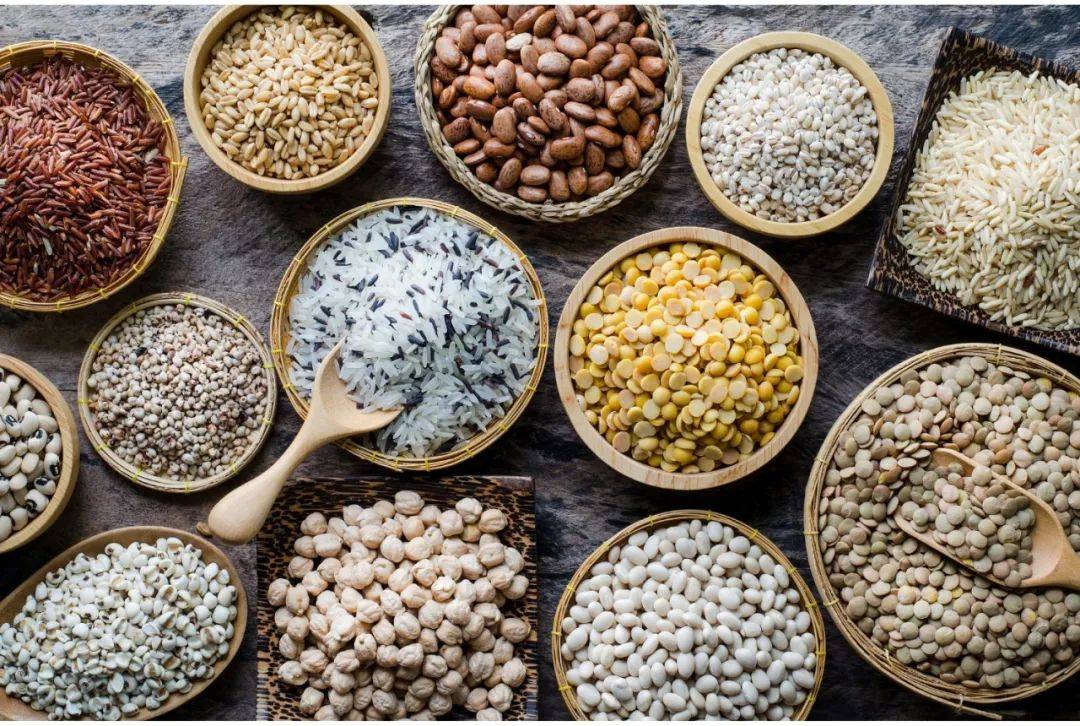 秋分后天气越来越干,很多孩子都出现皮肤干燥,便秘,湿疹,口唇鼻,咽喉