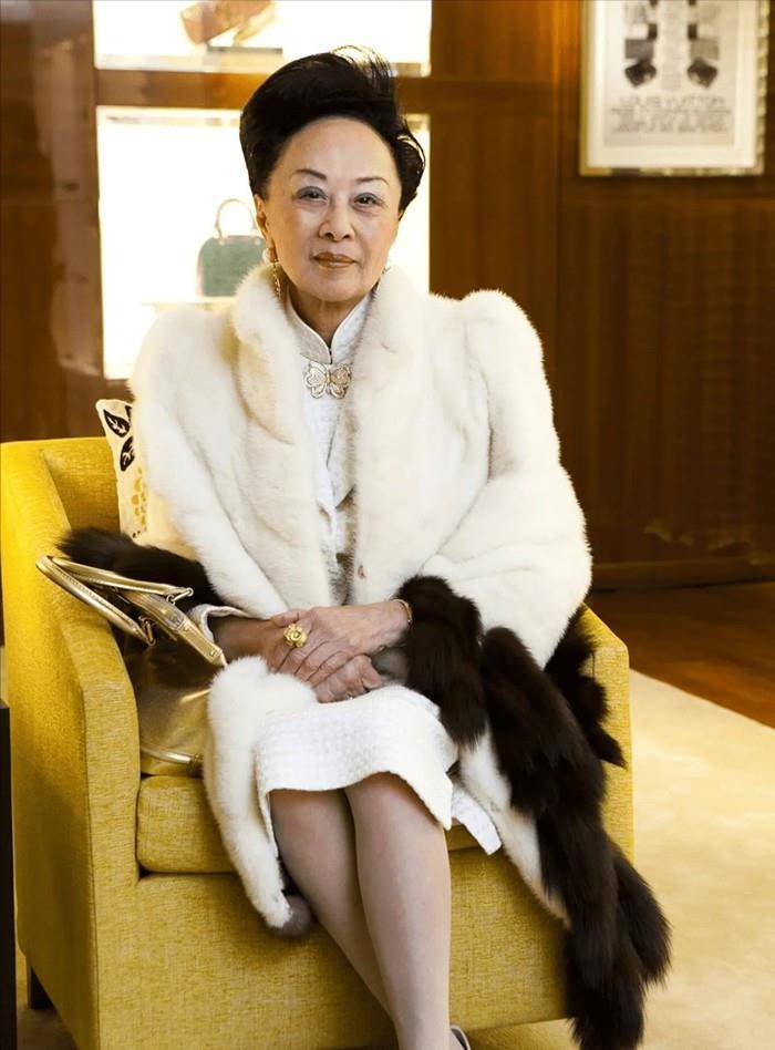 活了98岁的陆雁群:嫁豪门生下1子3女,百亿家产传女不传儿_利希_家族