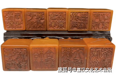 田黃石印章 吴俊在銘 吴俊刻 吴昌碩造 箱付 時代物 篆刻 書道具 古美術品 田黃石印章 吴俊在銘 吴俊刻 吴昌碩造 箱付 時代物 篆刻 書道具
