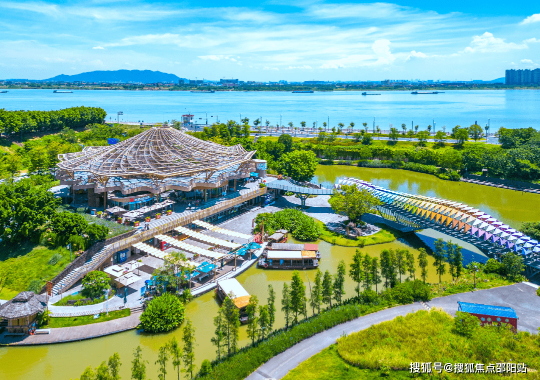 彭伟宗 摄△古劳水乡横海浪荷花世界.