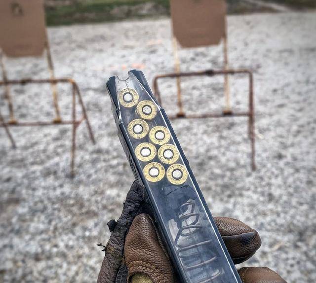 手枪弹匣弹药的数量往往不超过20发,为何?