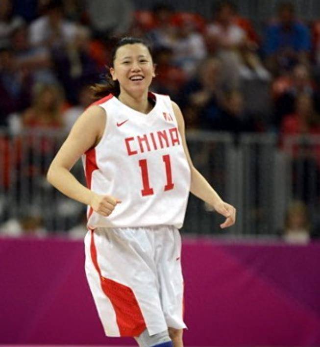 女篮名将展淑萍:儿子六岁男子离去,再婚带儿子付豪改嫁给裁判_篮球