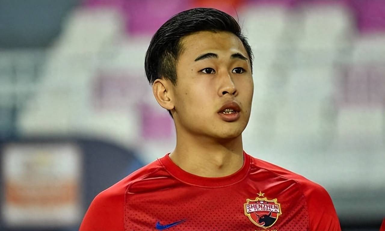 戴伟浚是国足晴雨表,决定国足在亚运会能否进8强关键人物_进攻_比赛