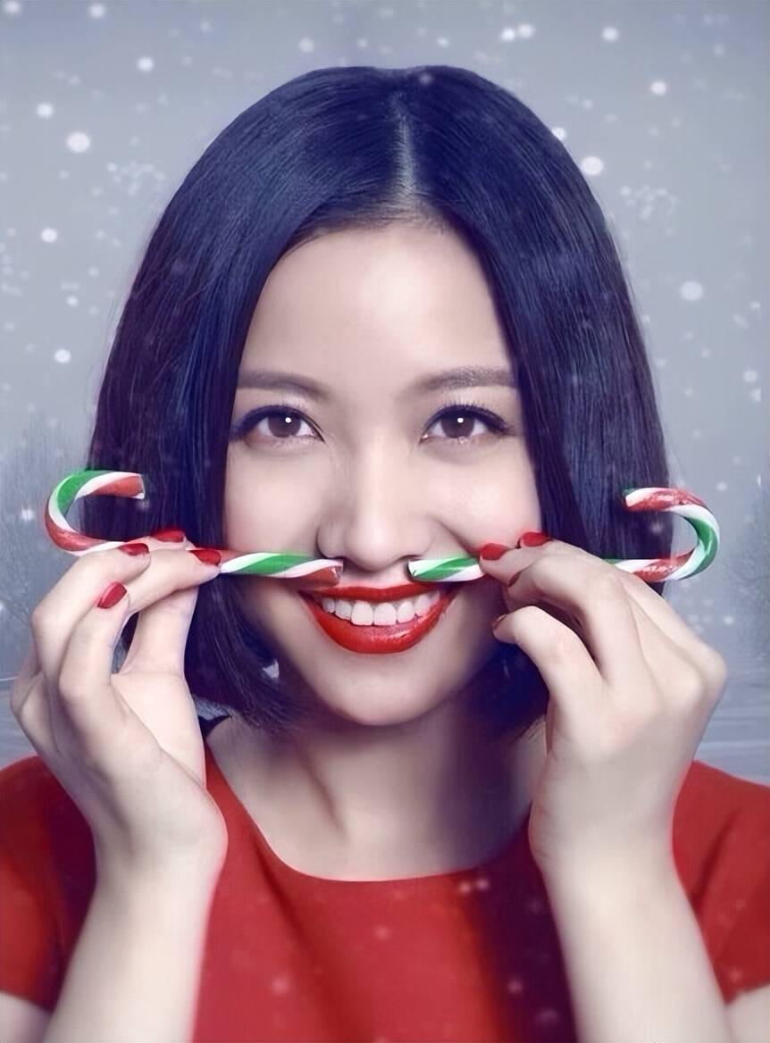 今天,张碧晨发文给姚贝娜庆冥诞,你在那边要好好的._音乐_中国_人们