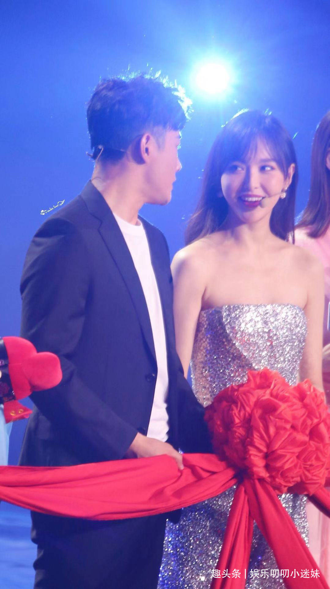 看完罗晋和唐嫣,再看赵丽颖和冯绍峰,终于明白为什么分手!