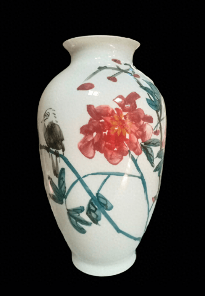 中国传统绘画(花鸟画)在陶瓷写意中的融合与创作研究