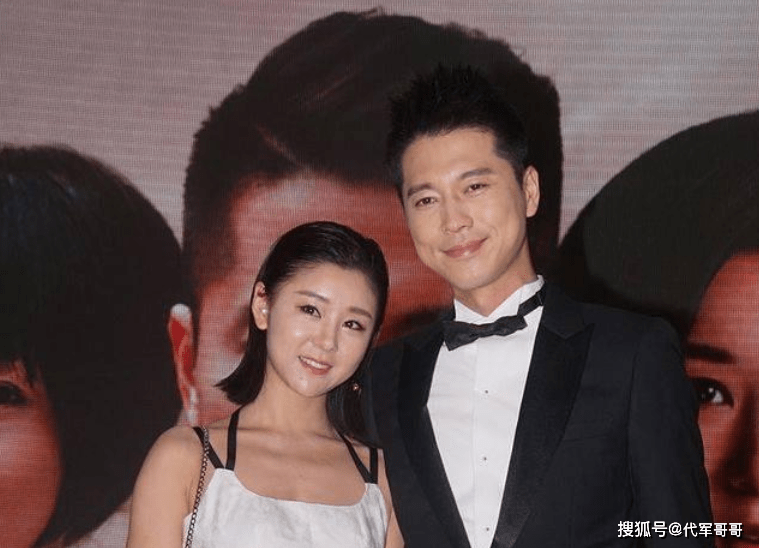 美女演员李小萌:与王雷相爱15年从不拍吻戏,如今38岁却宛如少女_爱情