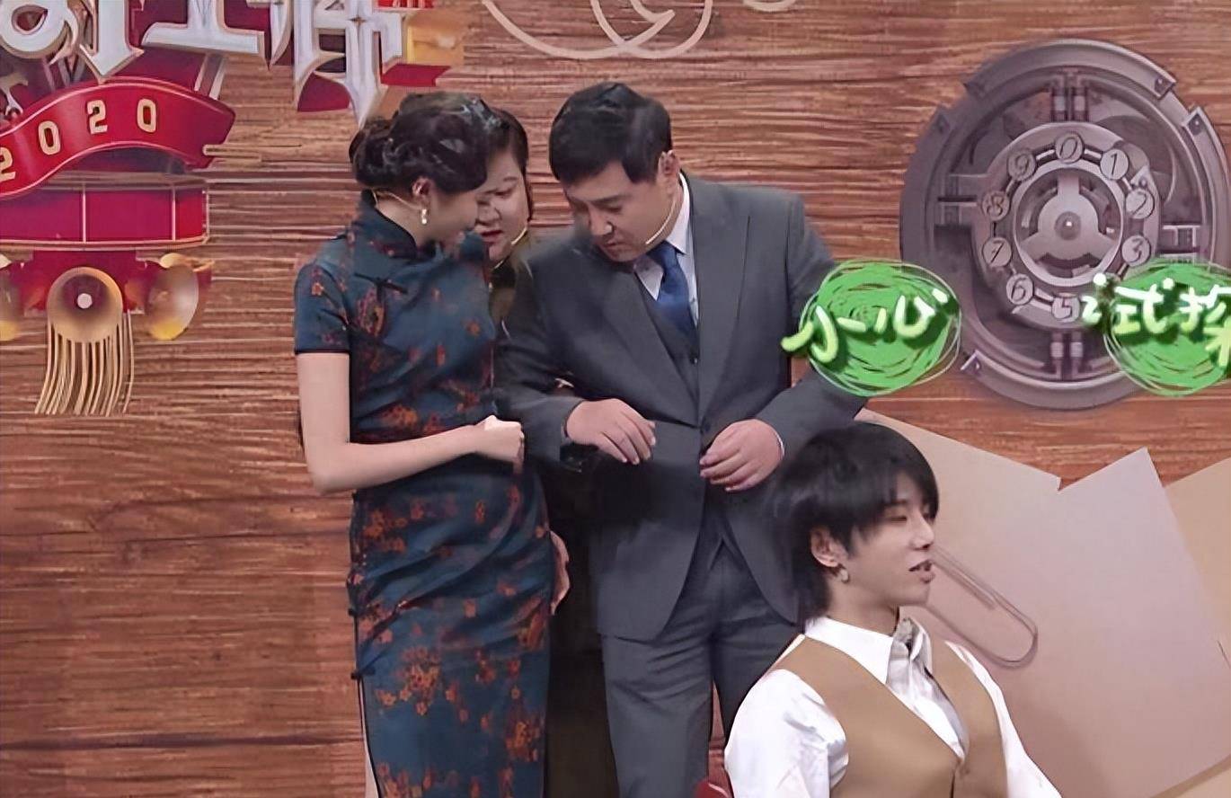 贾玲让沈腾摸下关晓彤的胯,谁注意他的手?