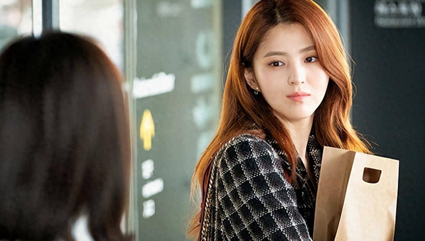 韩国娱乐圈有多乱？女星画风诡异，潜规则不断，自杀率居高不下！_韩素希_雪莉_李恩珠