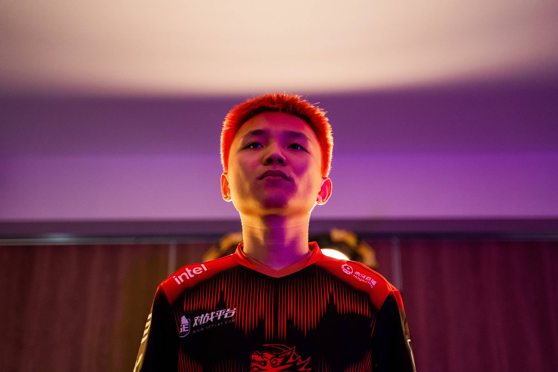 csgo:dank1ng参加地球小子杯,场馆全是小黑子,蛋总成大网红了_活动