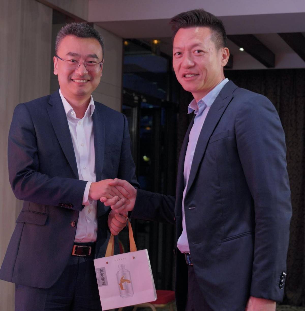 国工业发展组织法国分署代表,资深国际合作专家黄赛法曼尼酒业董事长