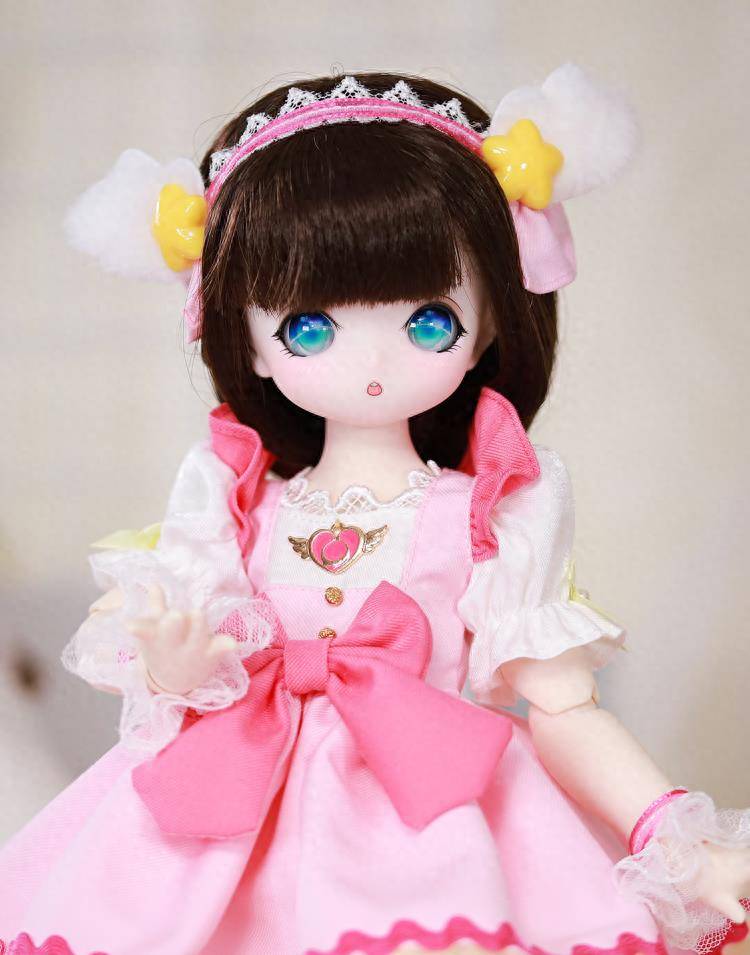 为您带来可动关节的无限变化 芭比娃娃_初樱_角色_眼睛