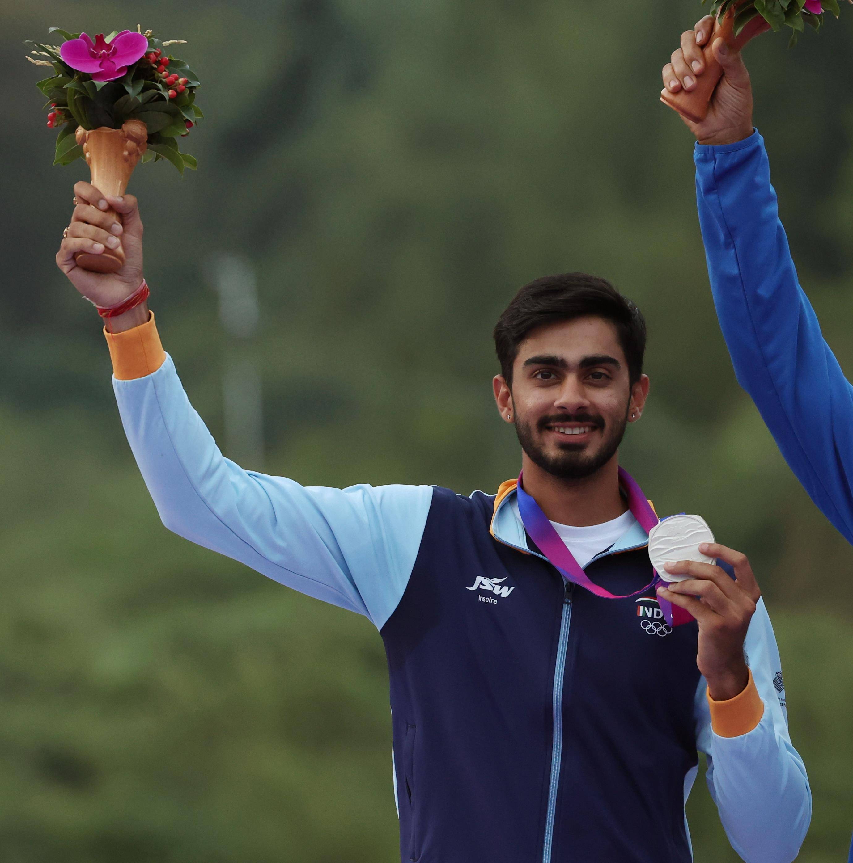 (杭州亚运会)射击-男子双向飞碟个人决赛赛况_比赛_杜潇逸_新华社