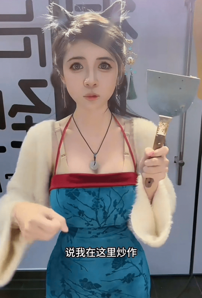 狗头萝莉自曝卖煎饼时遭两名男子无理取闹,网友:这是在炒作?_员工_事