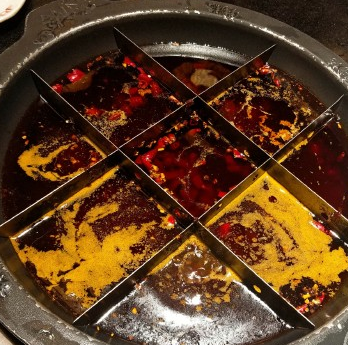 打卡钱枫的井格重庆老灶火锅,食材端上后,网友:比上上谦还圈粉_门店