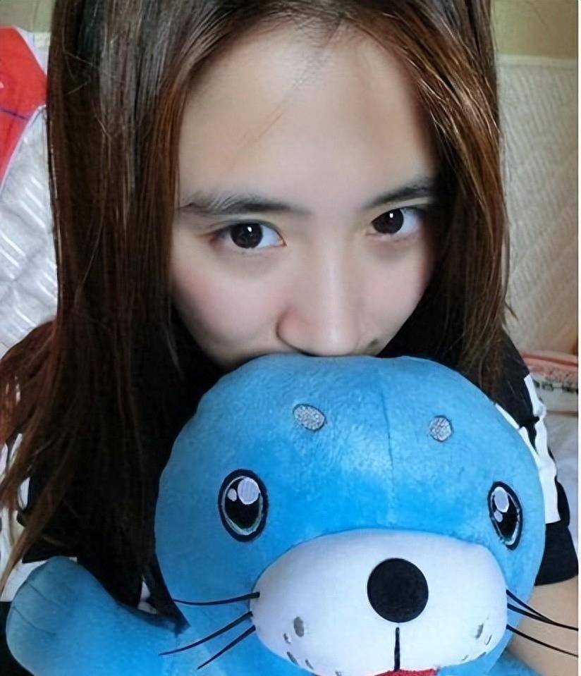 跳水界头号美女赵沁心近照,赵沁心被周继红放弃,也是情有可原