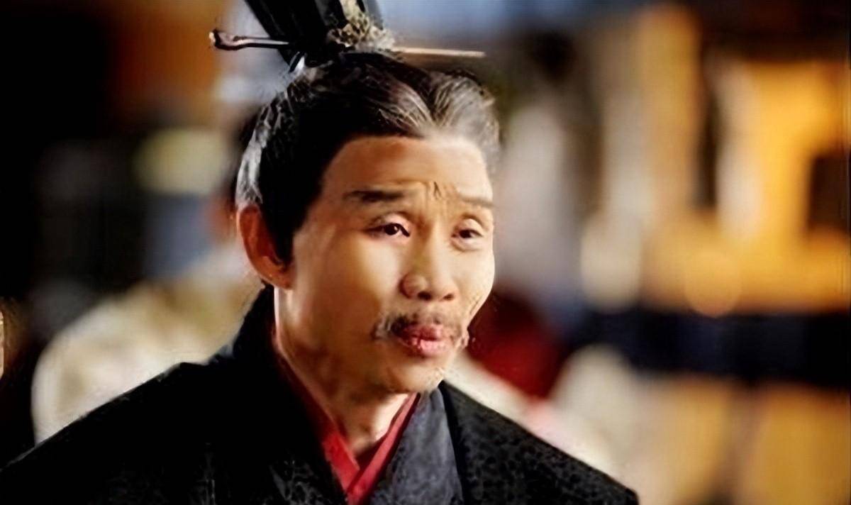 王莽和淳于长都是王家后起之秀,为何王政君支持王莽弄死淳于长?