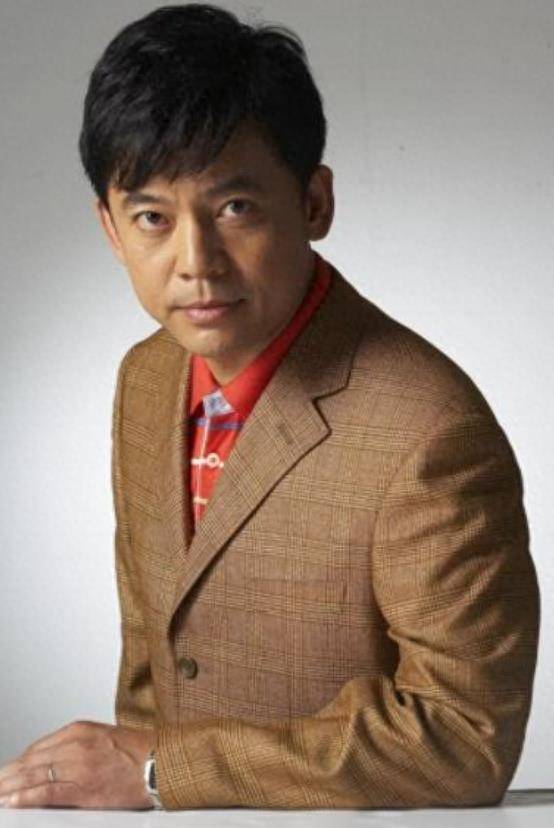 人间清醒何政军,专心演戏,只爱一人,简单幸福才是人生真谛_范雨_军人
