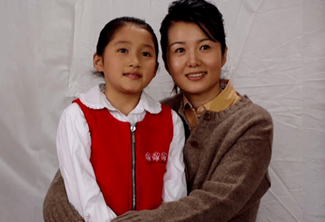 她二婚成杜淳继母,嫁给大13岁的杜志国,如今她幸福吗?