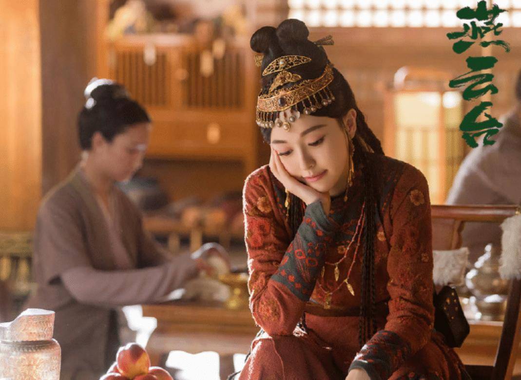 然后这部剧还有佘诗曼,经超,谭凯等演员来做配角,演员阵容真的很强大