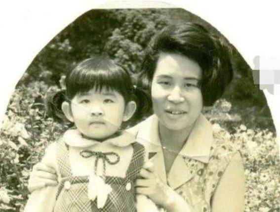 吴君如演过的喜剧电影有哪些_香港电影黄金配角 吴君如 经典角色_香港电影女神 吴君如 演技派 代表作