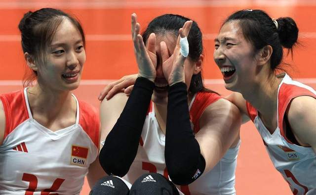 蔡斌重蹈郎平覆辙_中国女排_奥运_赛场